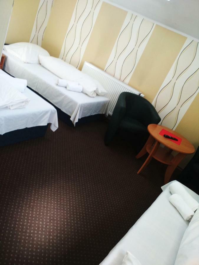 Motel Sawik Dziekanowice Lednogora Exteriér fotografie