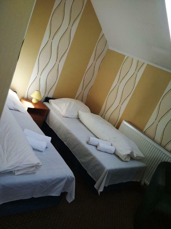 Motel Sawik Dziekanowice Lednogora Exteriér fotografie
