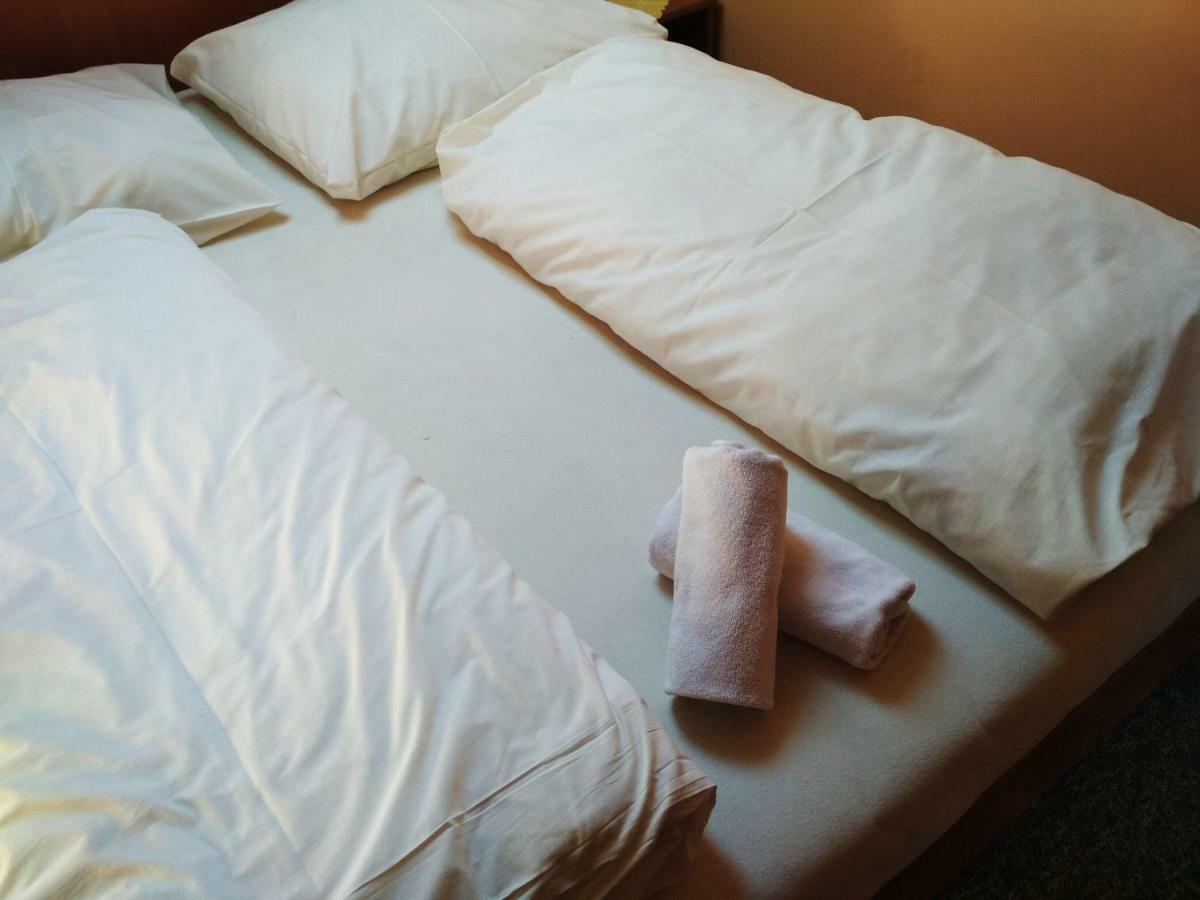 Motel Sawik Dziekanowice Lednogora Exteriér fotografie